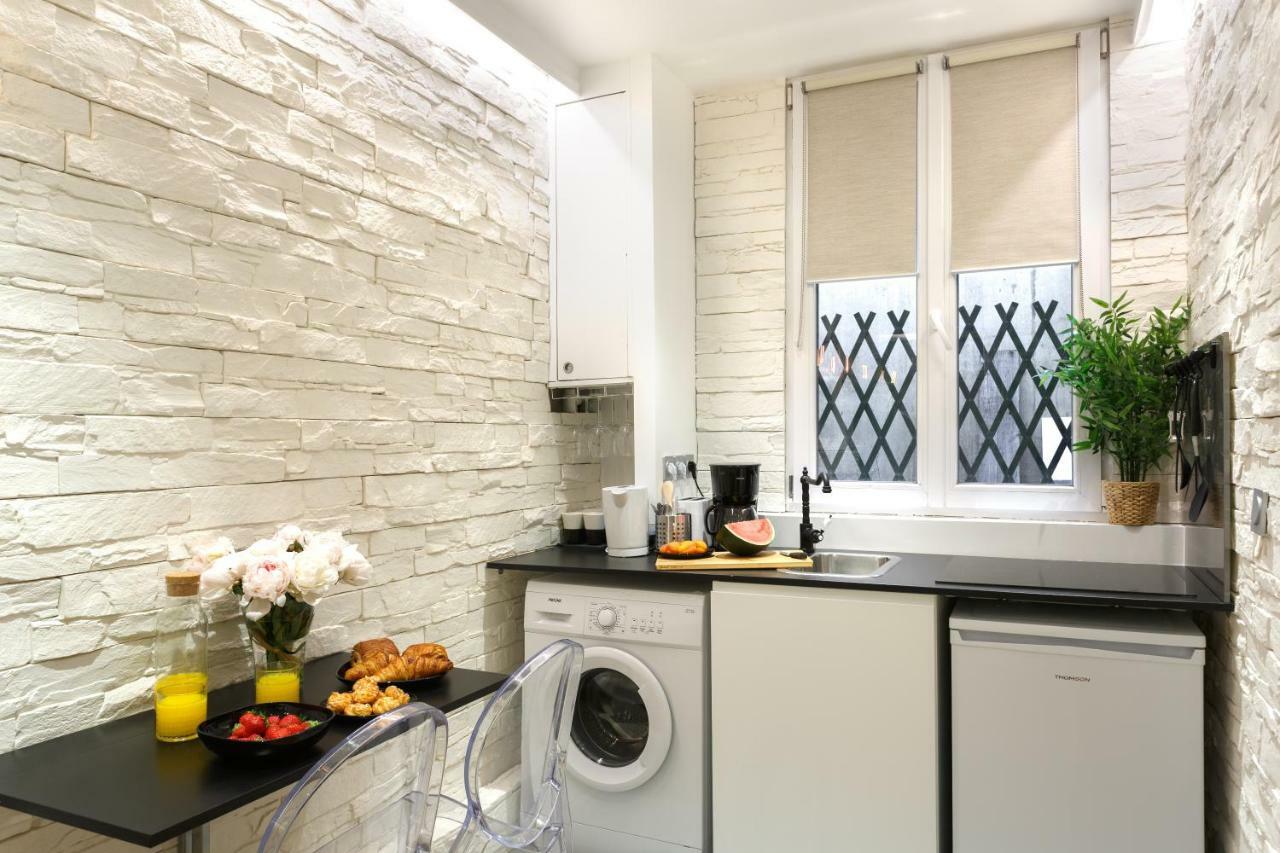 Lovely Place In A Quiet Area Between Invalides Et Eiffel Tower Apartamento París Exterior foto