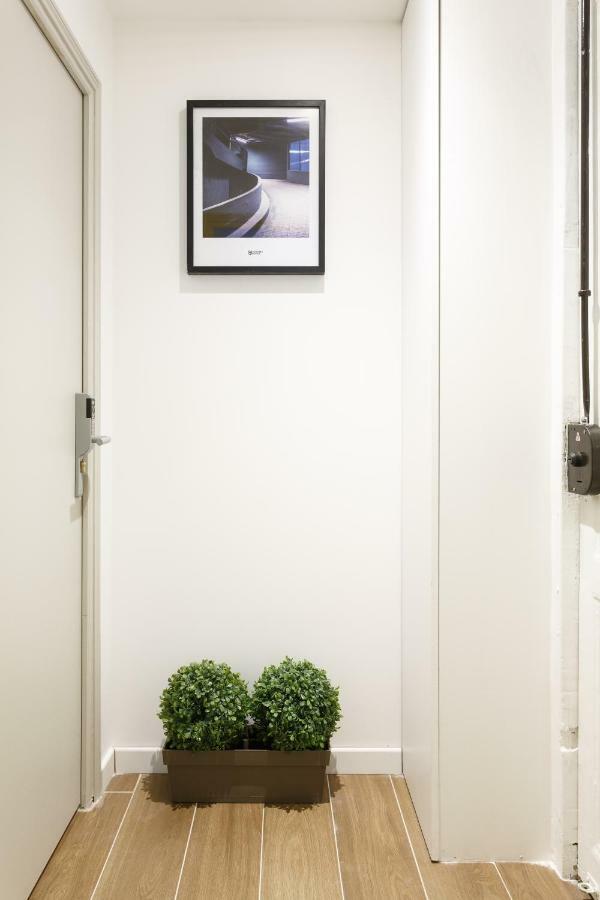 Lovely Place In A Quiet Area Between Invalides Et Eiffel Tower Apartamento París Exterior foto